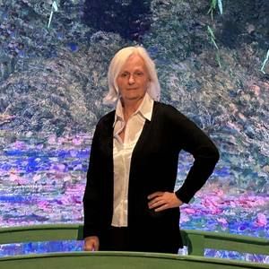 Meet your Posher, Cynthia